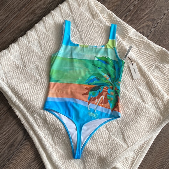 NWT Babaton contour printed bodysuit. Bought for a trip and didn’t wear. - Picture 2 of 2